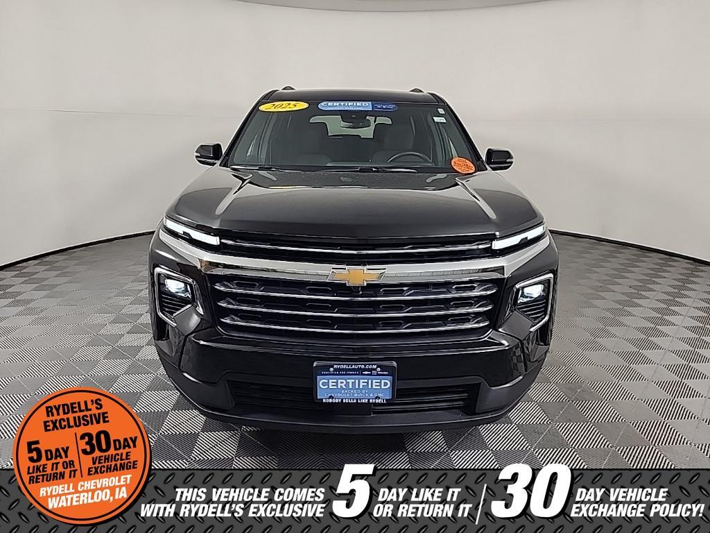 used 2025 Chevrolet Traverse car, priced at $39,554