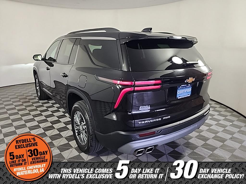 used 2025 Chevrolet Traverse car, priced at $39,554