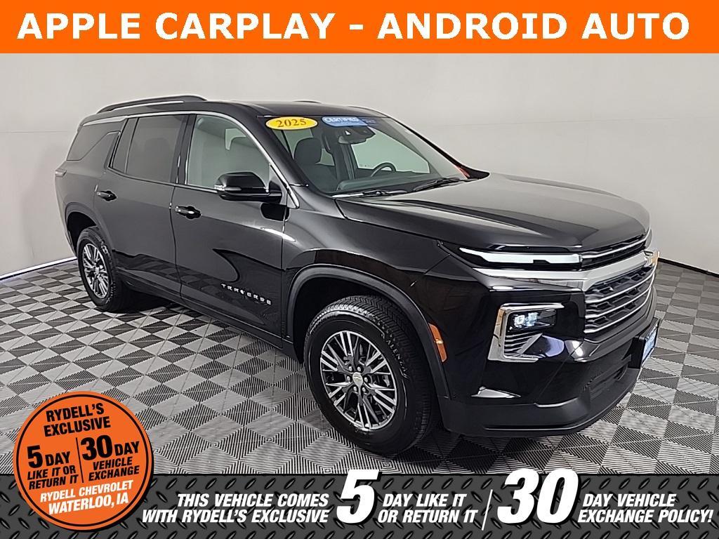 used 2025 Chevrolet Traverse car, priced at $39,554