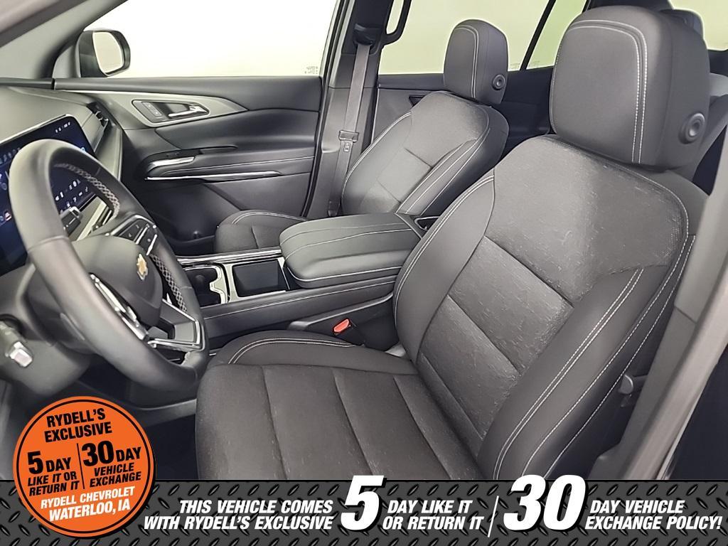 used 2025 Chevrolet Traverse car, priced at $39,554