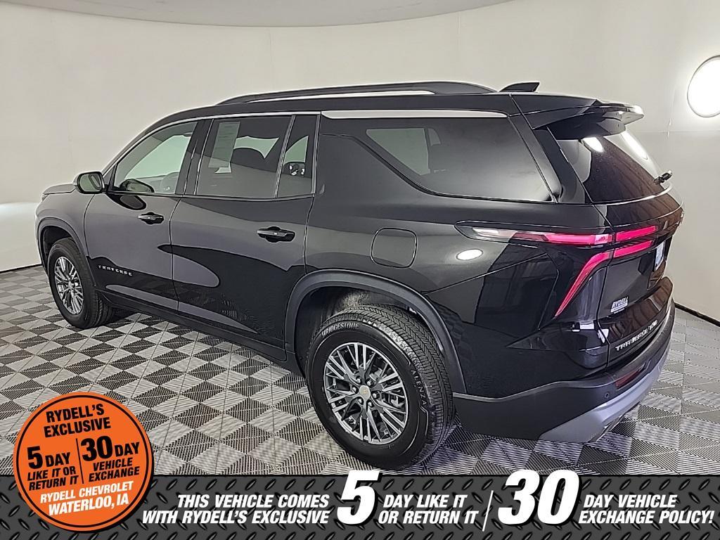 used 2025 Chevrolet Traverse car, priced at $39,554