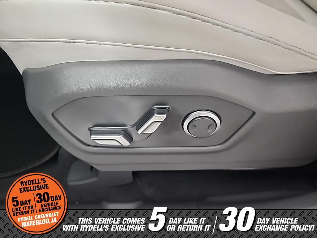 used 2024 Hyundai Santa Fe car, priced at $30,991