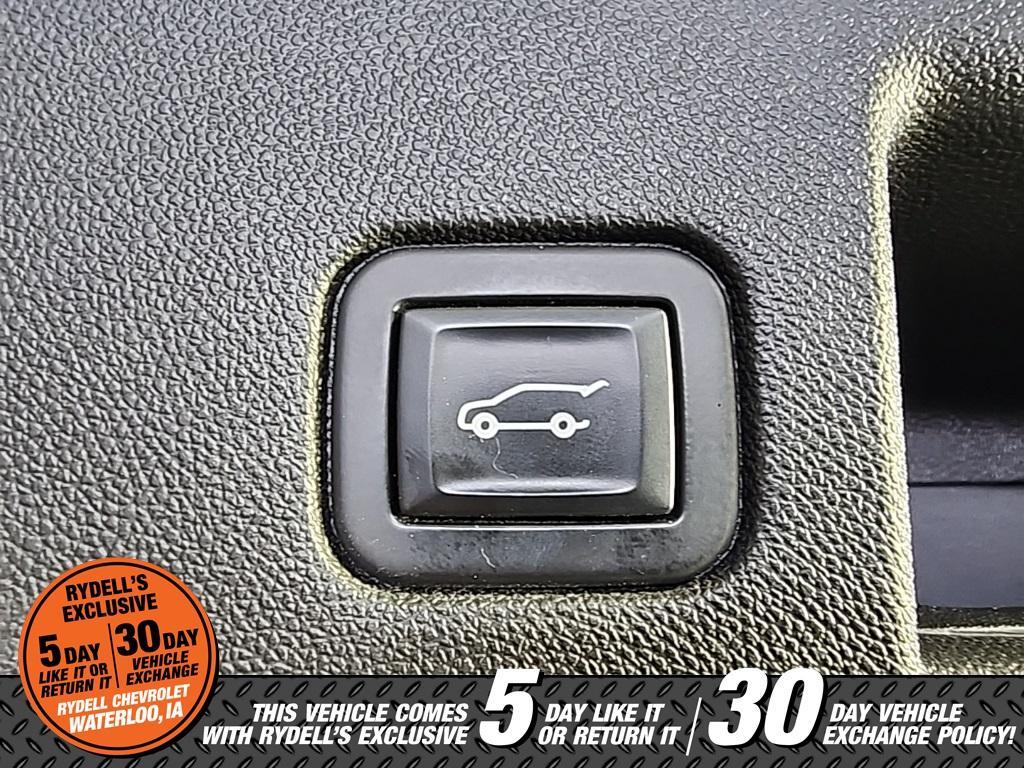 used 2020 Chevrolet Equinox car, priced at $14,991
