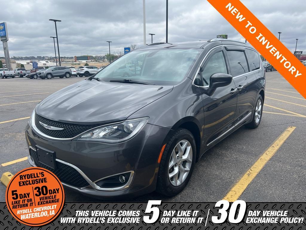 used 2017 Chrysler Pacifica car, priced at $17,991