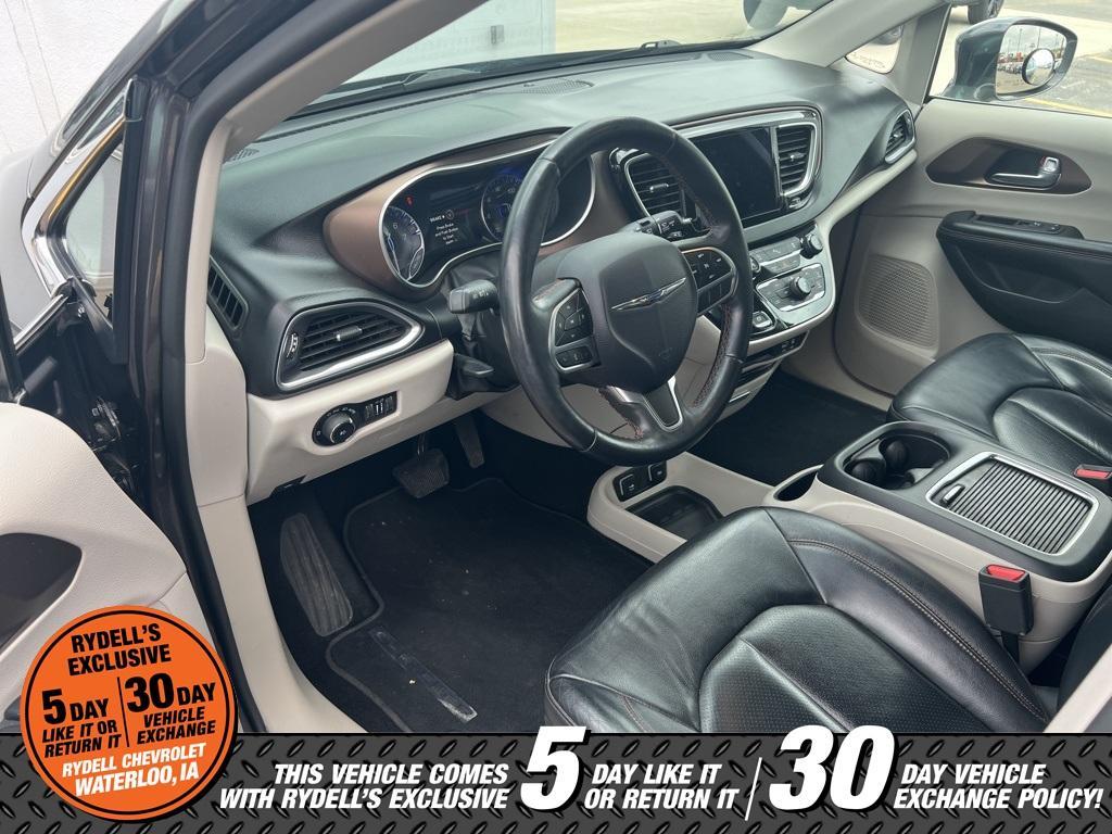 used 2017 Chrysler Pacifica car, priced at $17,991