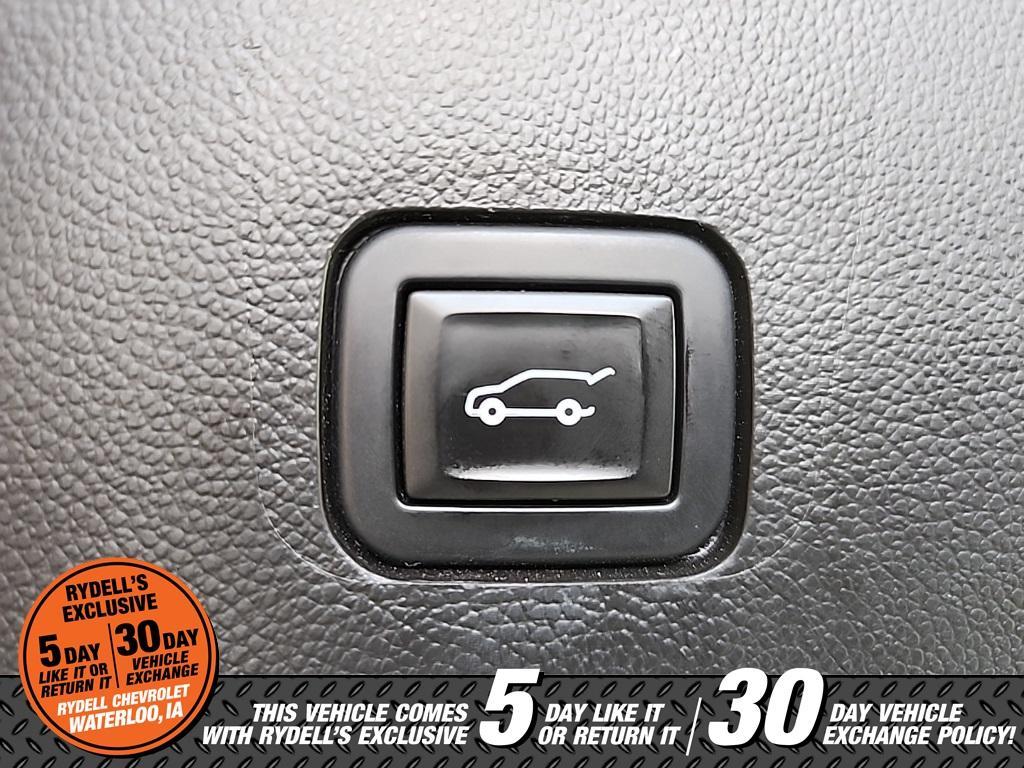 used 2020 Chevrolet Traverse car, priced at $25,993