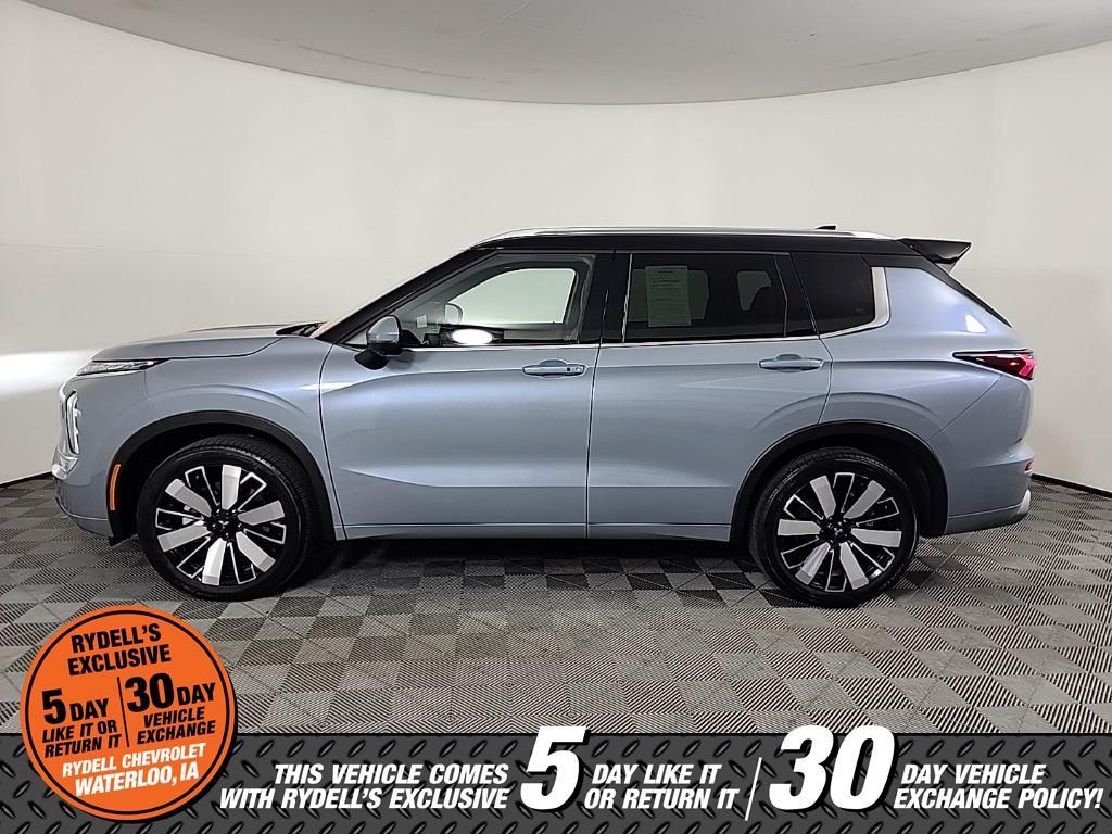 used 2025 Mitsubishi Outlander car, priced at $36,991