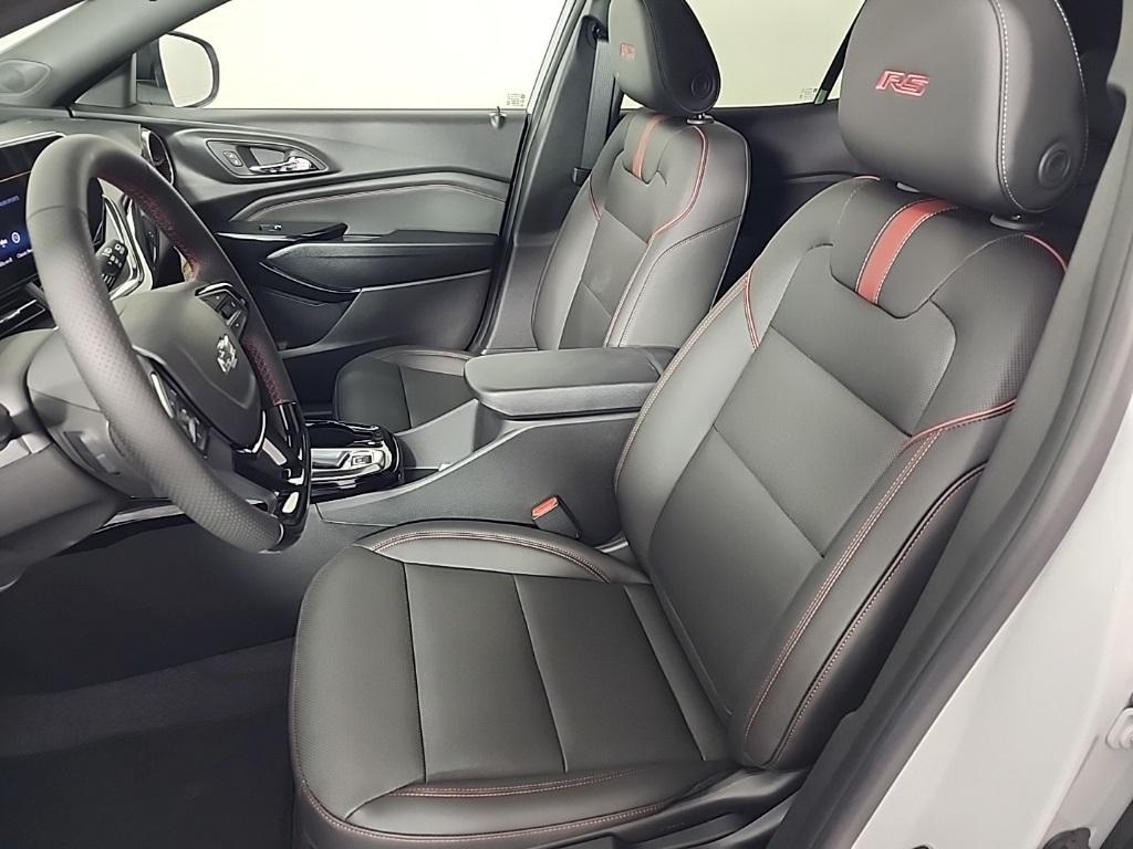 new 2025 Chevrolet Trax car, priced at $25,328