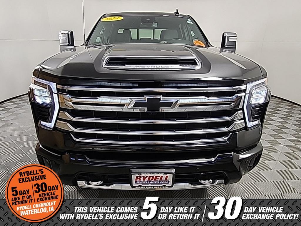 used 2024 Chevrolet Silverado 2500 car, priced at $70,631