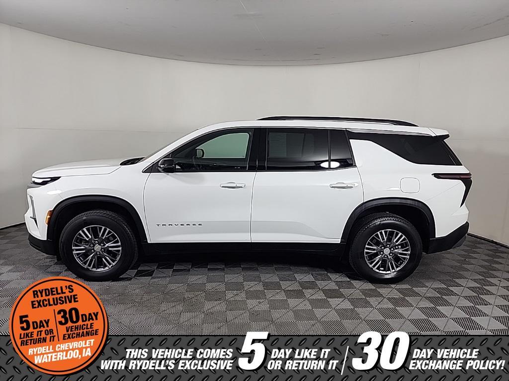 used 2025 Chevrolet Traverse car, priced at $41,994