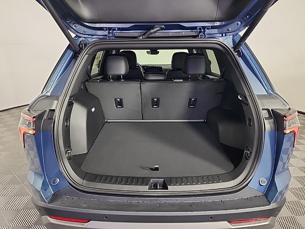 new 2026 Chevrolet Equinox car, priced at $34,564