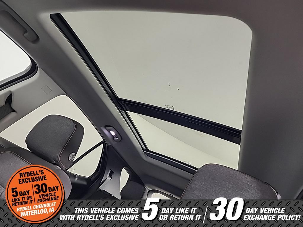used 2022 Chevrolet Equinox car, priced at $25,991