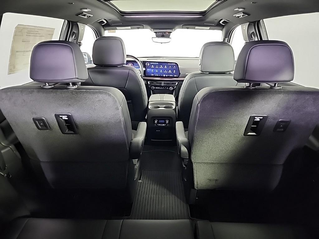 new 2026 Chevrolet Traverse car, priced at $59,383