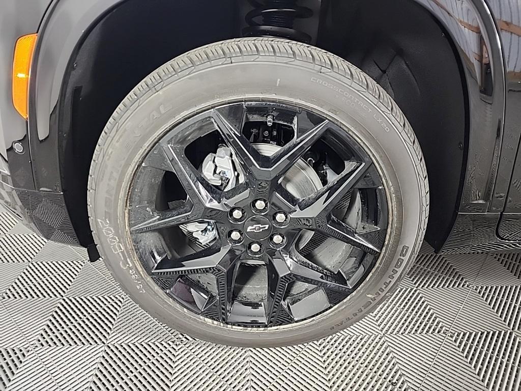 new 2026 Chevrolet Traverse car, priced at $59,383