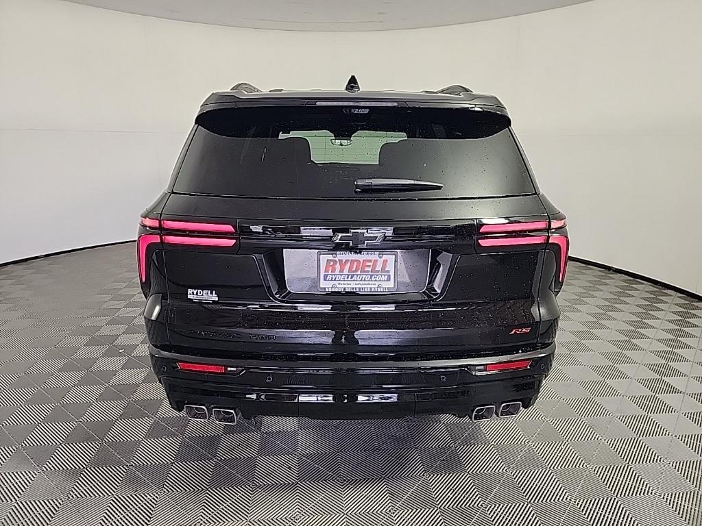 new 2026 Chevrolet Traverse car, priced at $59,383