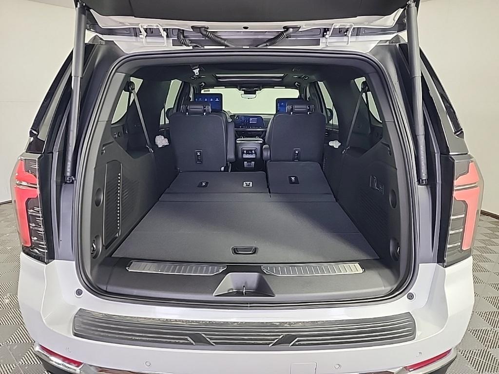 new 2025 Chevrolet Suburban car, priced at $95,795