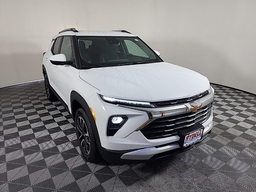 new 2026 Chevrolet TrailBlazer car, priced at $30,429