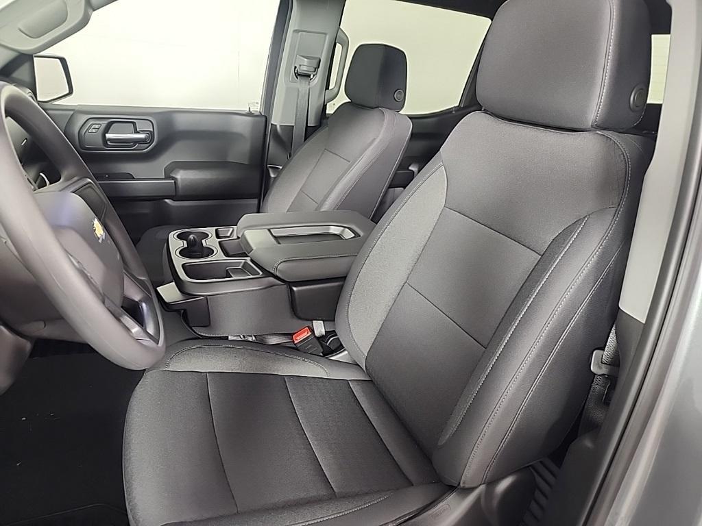 new 2025 Chevrolet Silverado 1500 car, priced at $45,677
