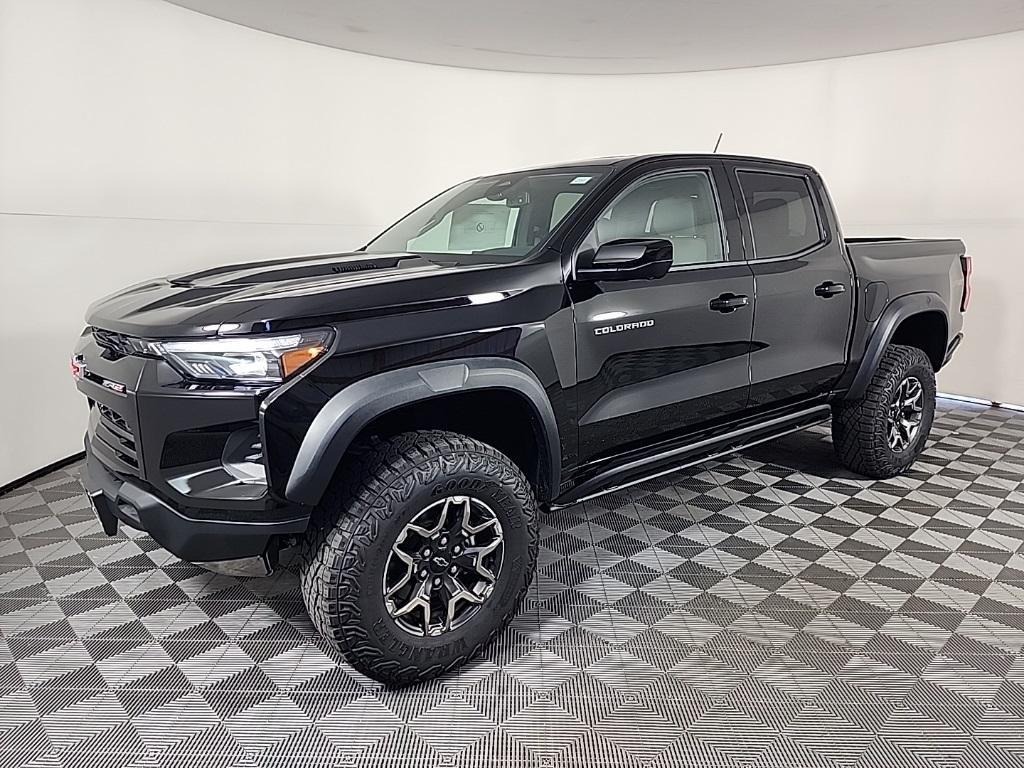 new 2025 Chevrolet Colorado car, priced at $52,338