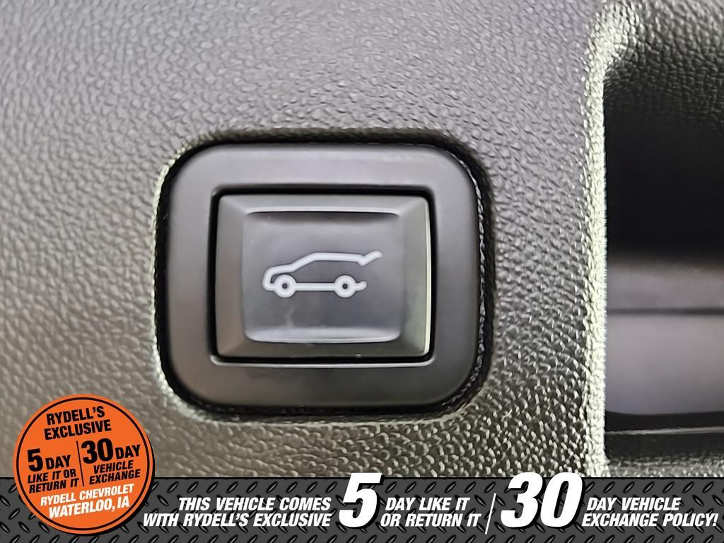used 2022 Chevrolet Equinox car, priced at $25,991