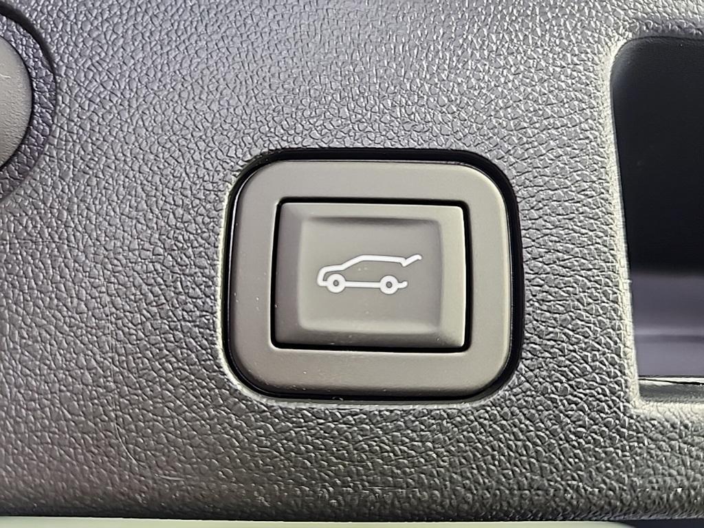 new 2026 Chevrolet Equinox car, priced at $37,063