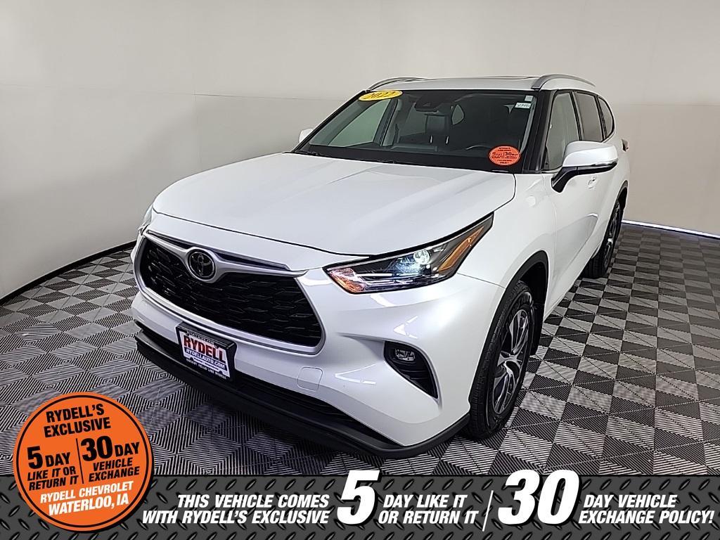 used 2022 Toyota Highlander car, priced at $35,993