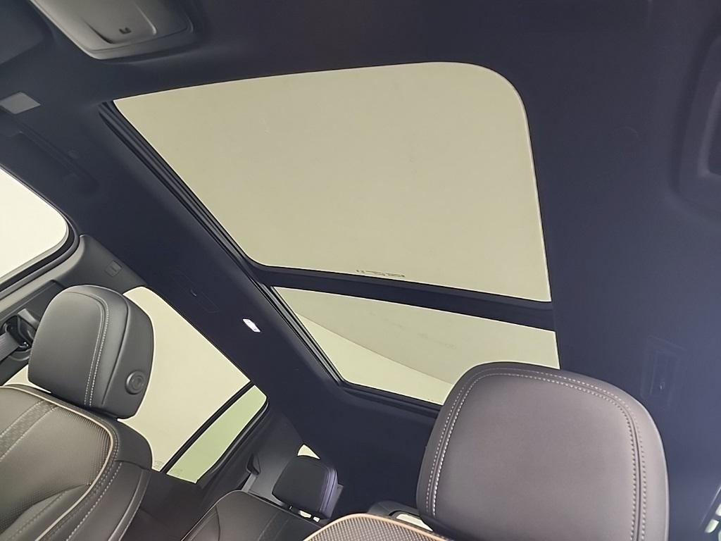 new 2025 Chevrolet Traverse car, priced at $59,815