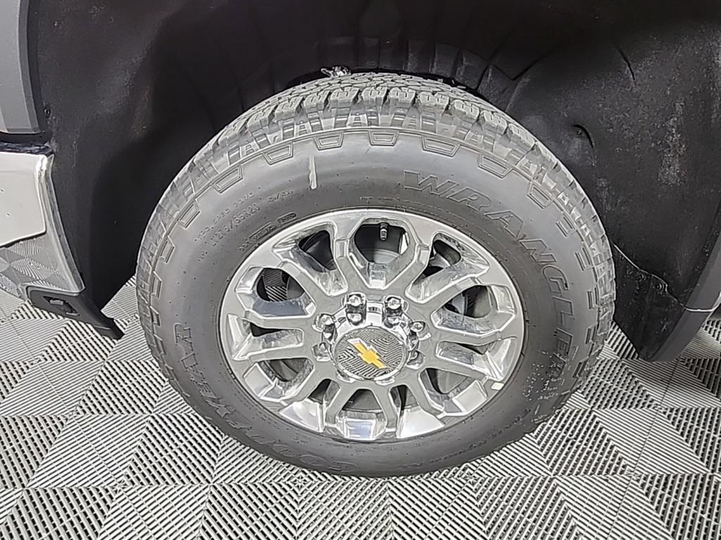 new 2025 Chevrolet Silverado 2500 car, priced at $74,369