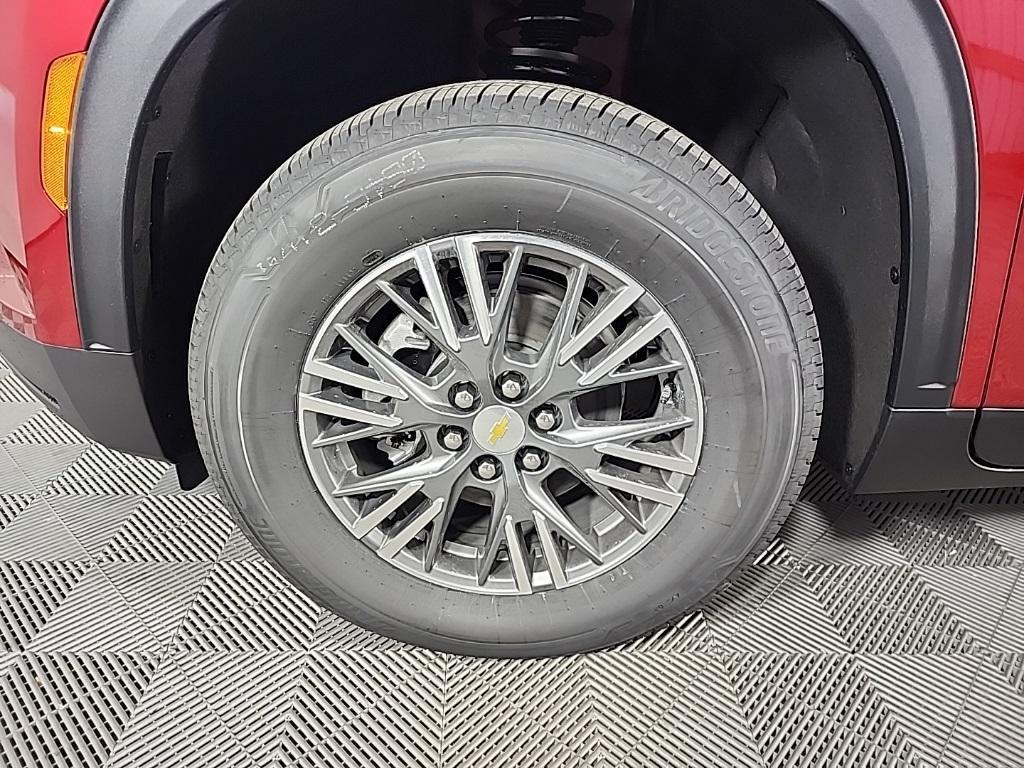 new 2026 Chevrolet Traverse car, priced at $48,439