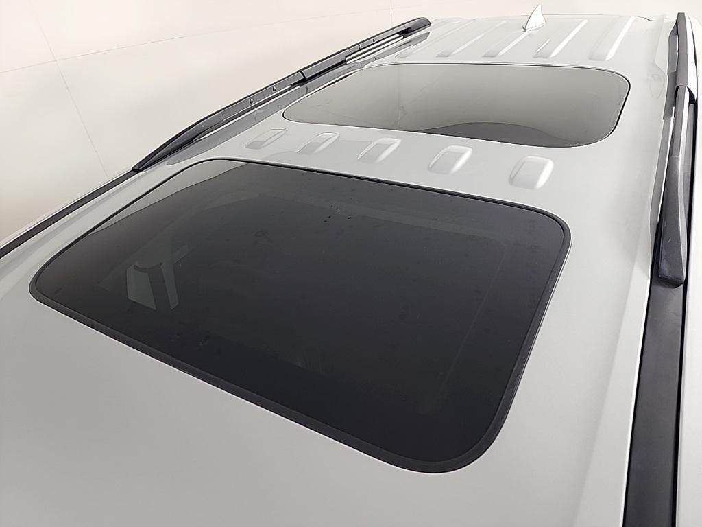 used 2020 Chevrolet Traverse car, priced at $32,991