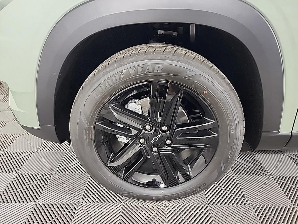new 2025 Chevrolet Trax car, priced at $26,156