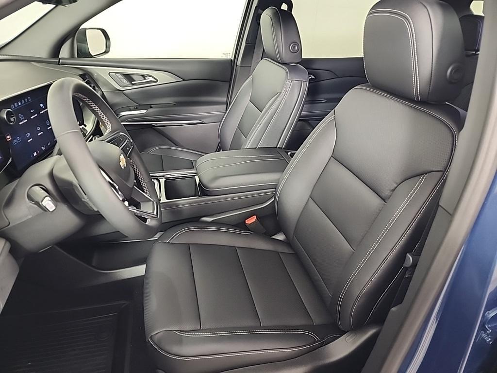 new 2026 Chevrolet Traverse car, priced at $47,944