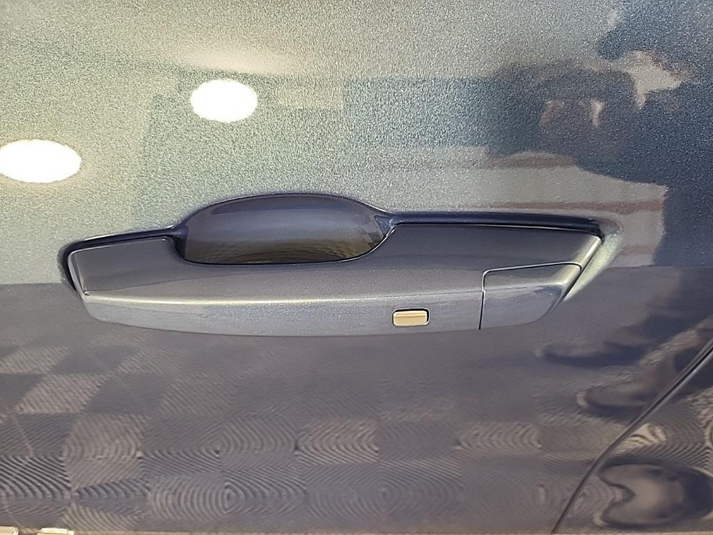 new 2026 Chevrolet Traverse car, priced at $47,944