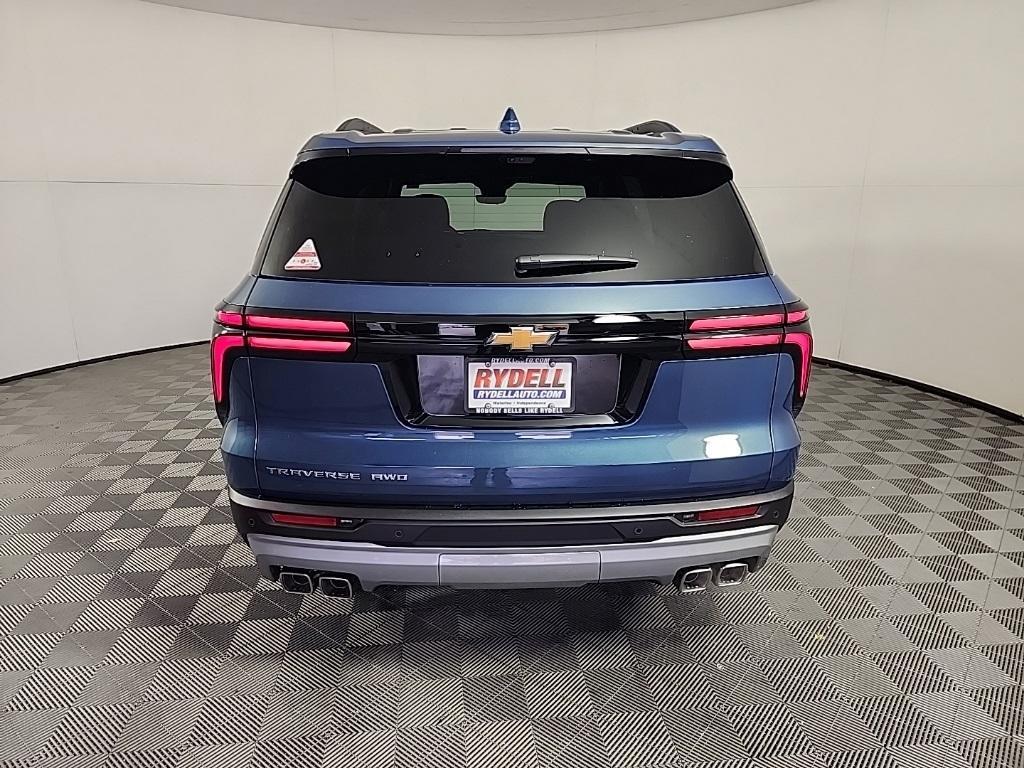 new 2026 Chevrolet Traverse car, priced at $47,944