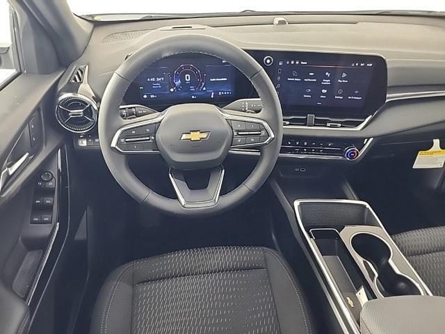 new 2025 Chevrolet Equinox car, priced at $29,395