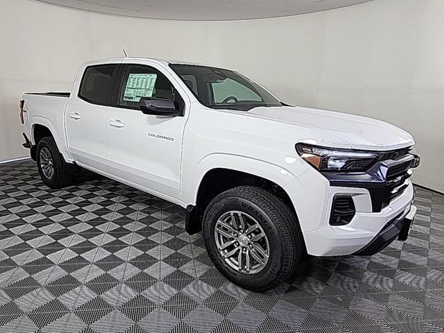 new 2024 Chevrolet Colorado car, priced at $41,991