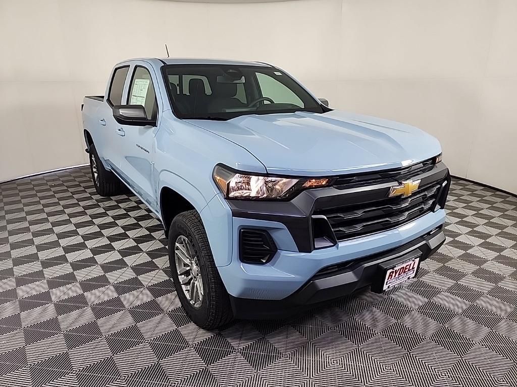 new 2025 Chevrolet Colorado car, priced at $39,036