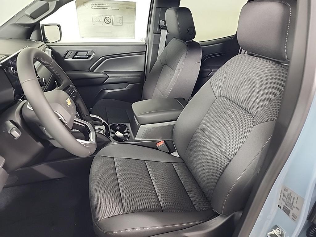 new 2025 Chevrolet Colorado car, priced at $39,036