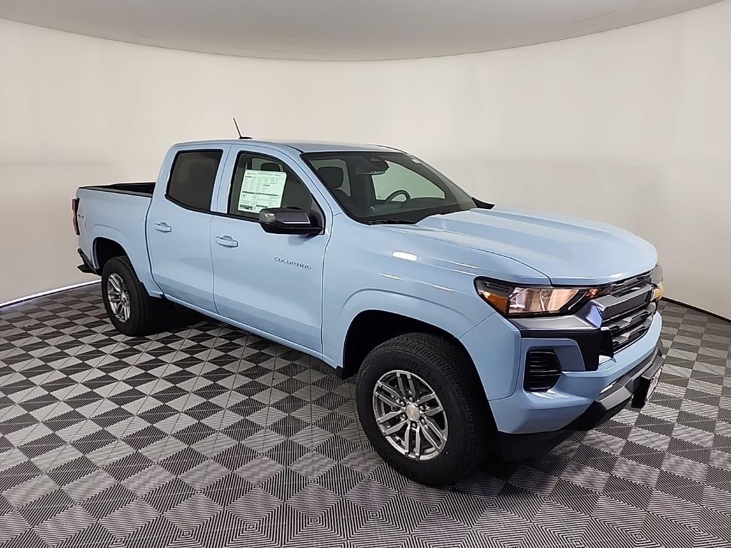 new 2025 Chevrolet Colorado car, priced at $39,036