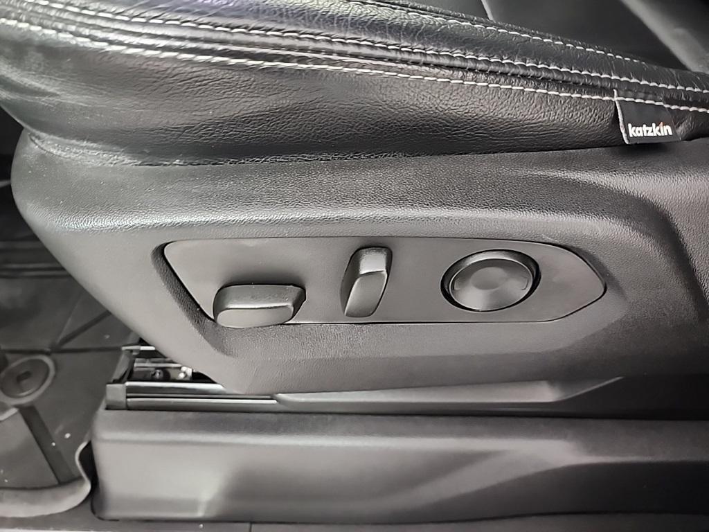used 2023 Chevrolet Silverado 1500 car, priced at $43,991