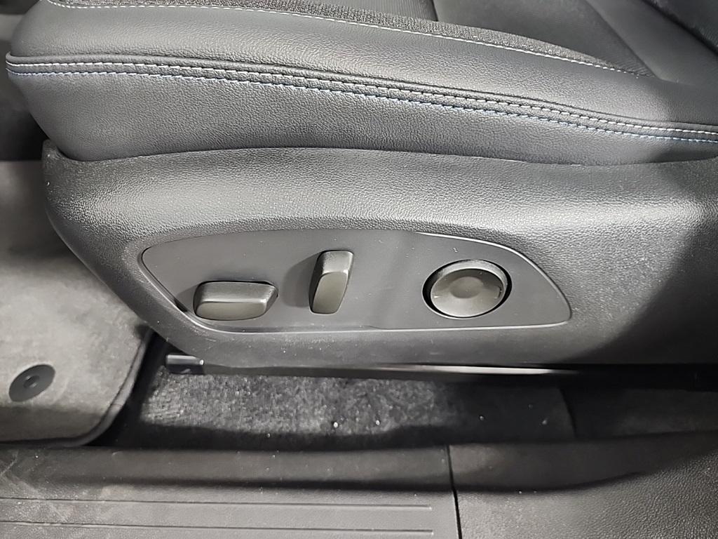 new 2025 Chevrolet Equinox EV car, priced at $34,390
