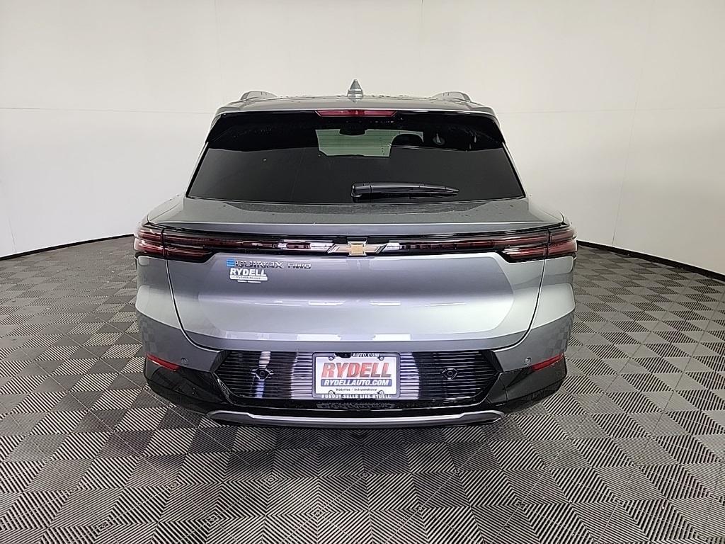 new 2025 Chevrolet Equinox EV car, priced at $34,390