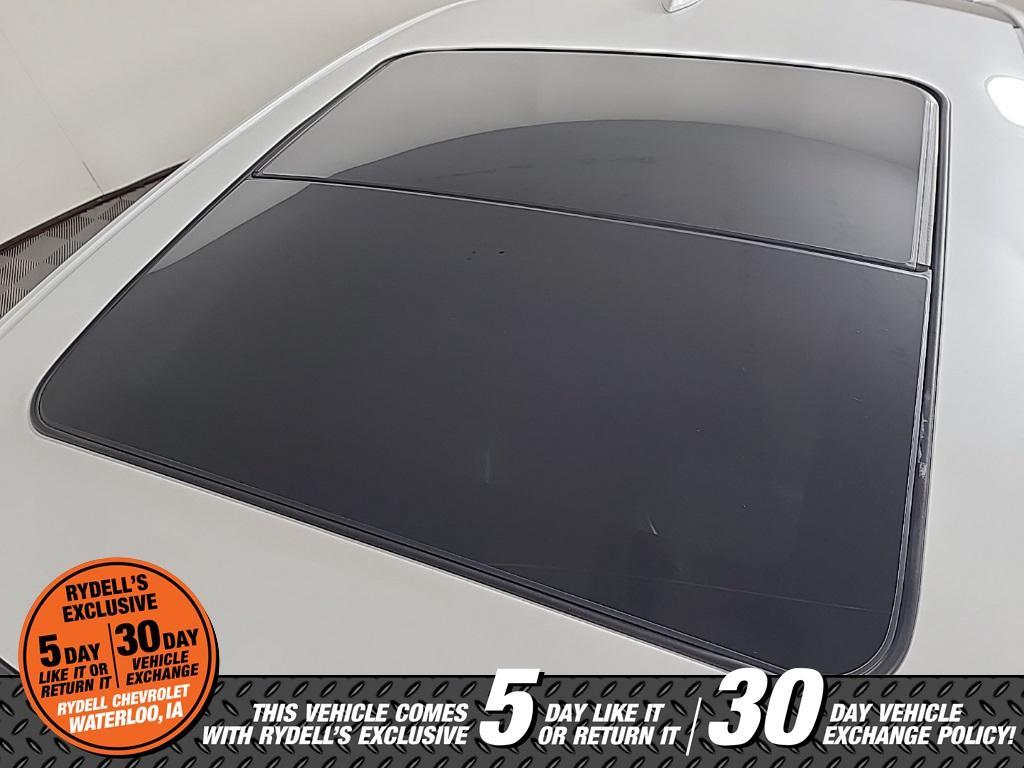 used 2017 Chevrolet Malibu car, priced at $18,991