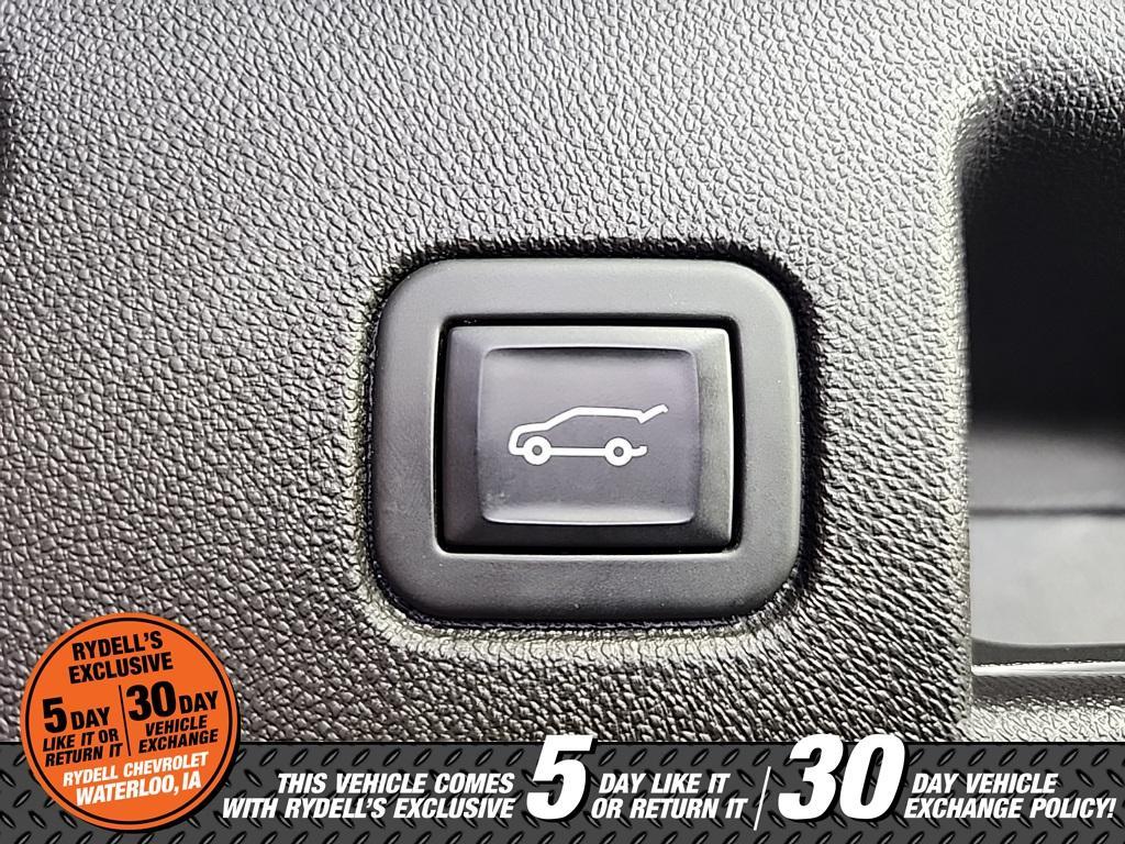 used 2023 Chevrolet Equinox car, priced at $24,991