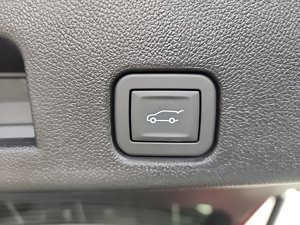 new 2026 Chevrolet Traverse car, priced at $49,622