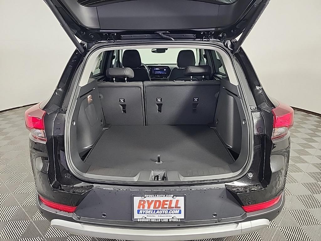new 2025 Chevrolet TrailBlazer car, priced at $29,658