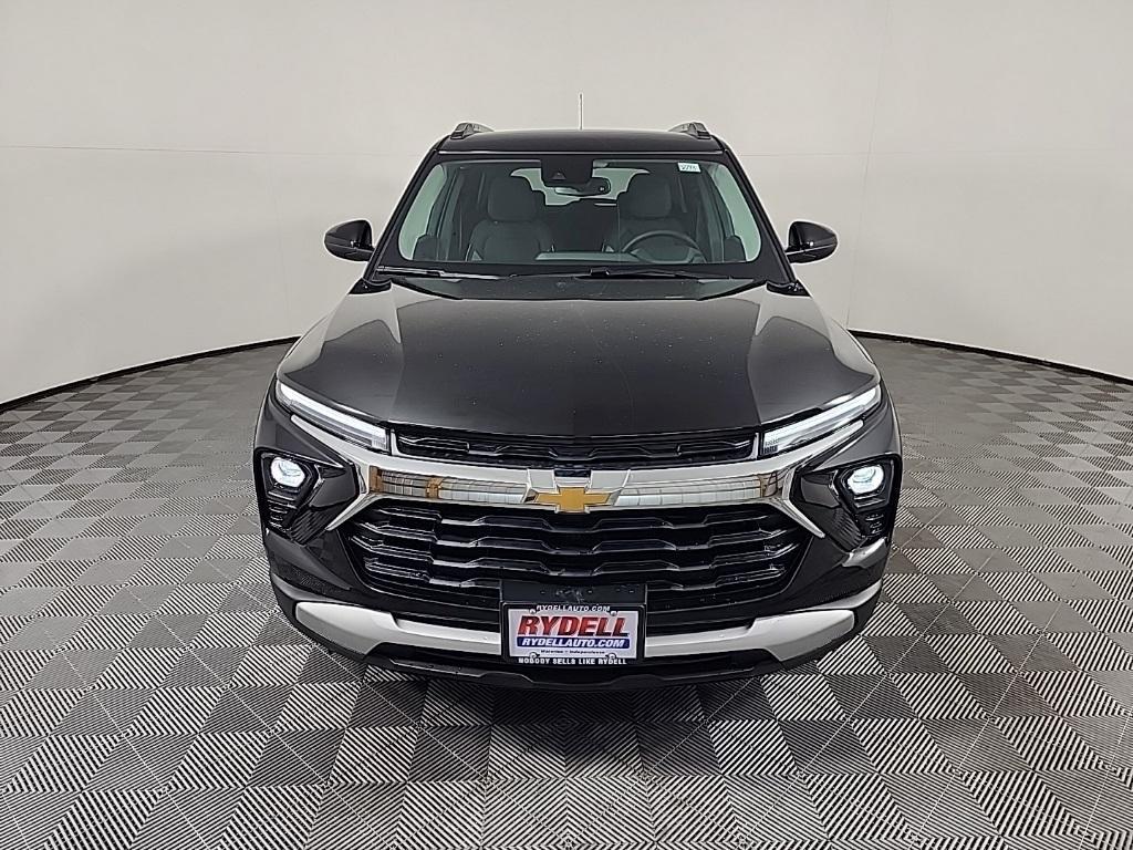 new 2025 Chevrolet TrailBlazer car, priced at $29,658