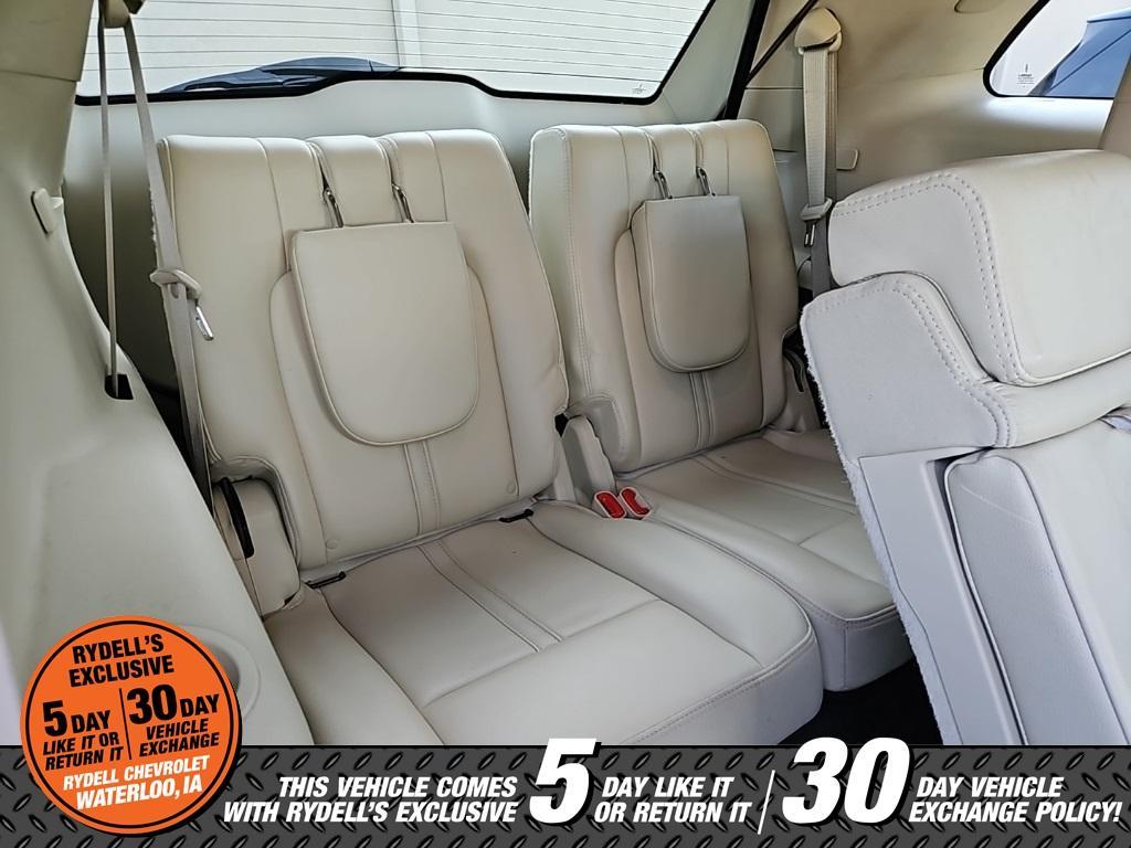 used 2014 Lincoln MKT car, priced at $13,991