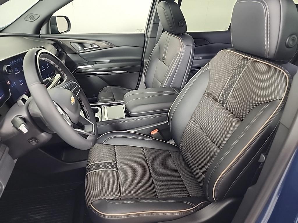 new 2026 Chevrolet Traverse car, priced at $61,519