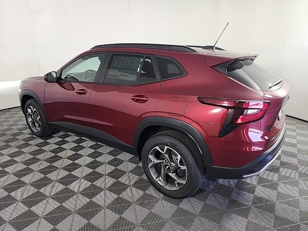 new 2025 Chevrolet Trax car, priced at $24,610